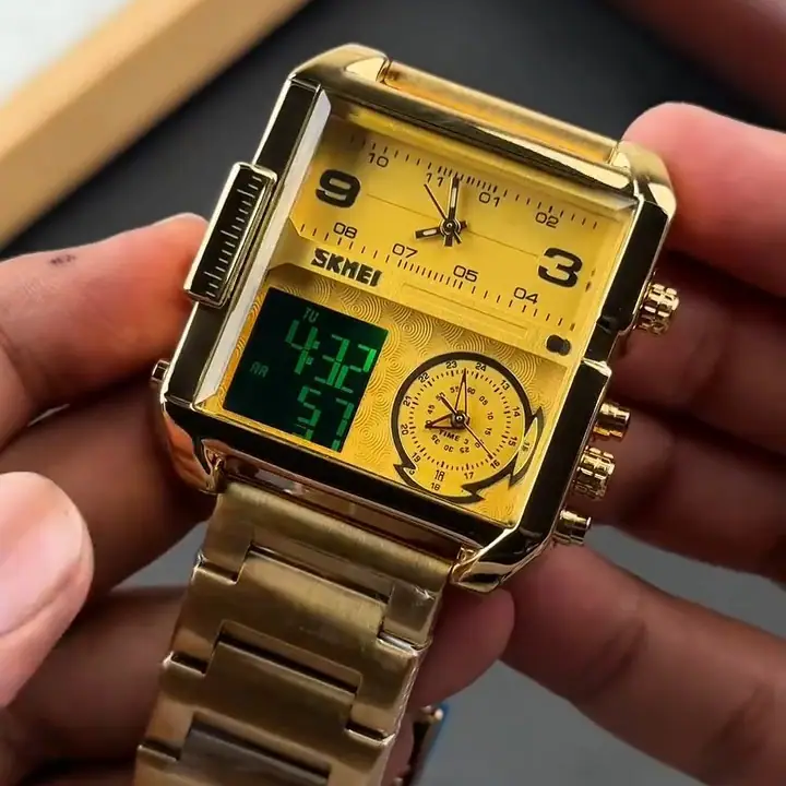 SKMEI 1584 Men's Watch Golden thumbnail 2